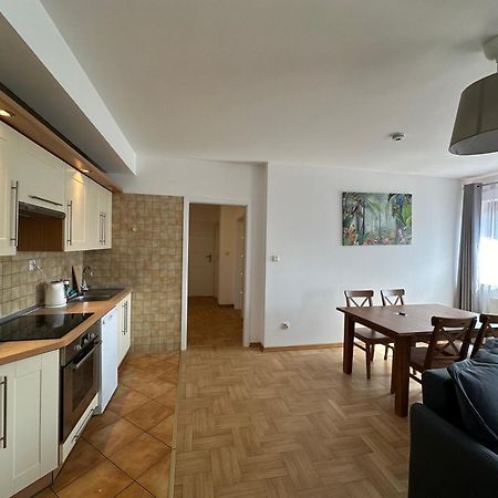 Villa Verona Krakow Bagian luar foto