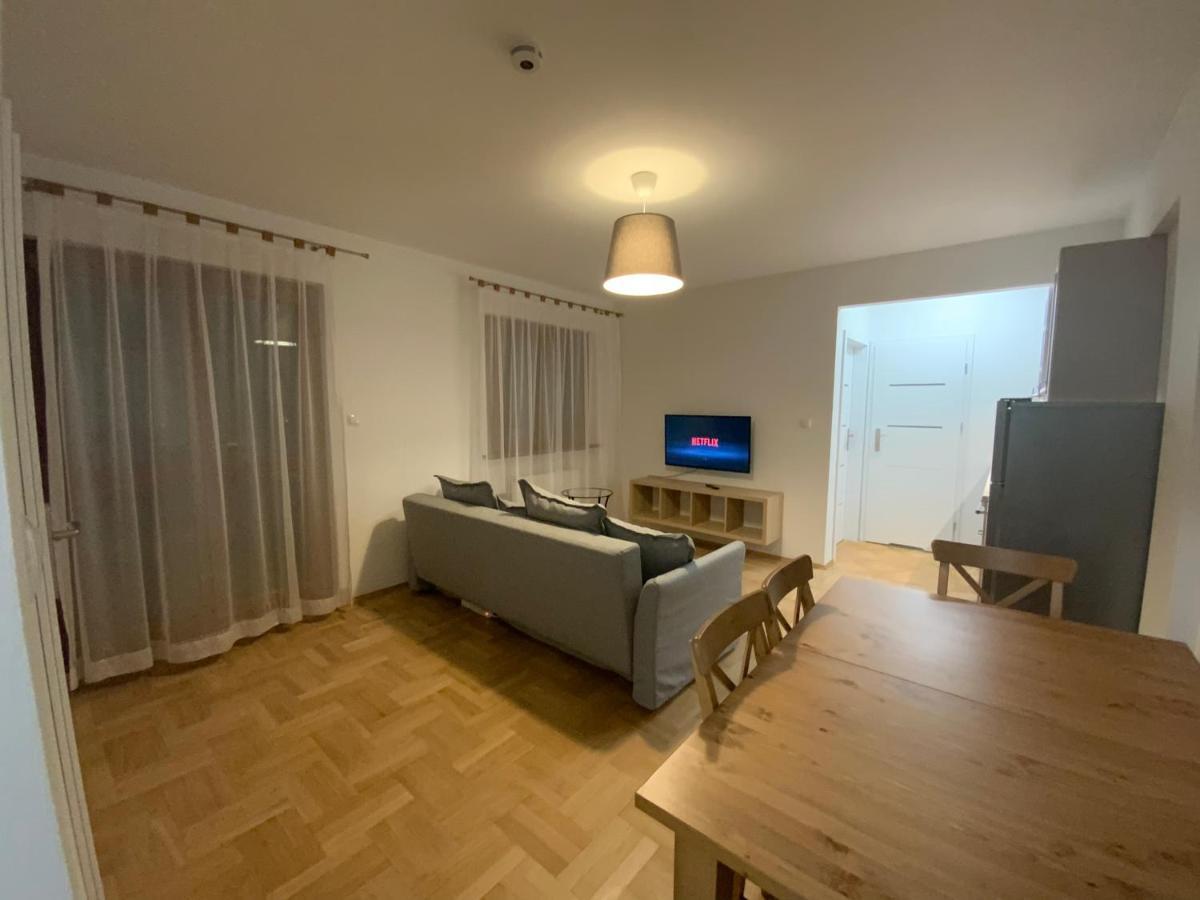 Villa Verona Krakow Bagian luar foto