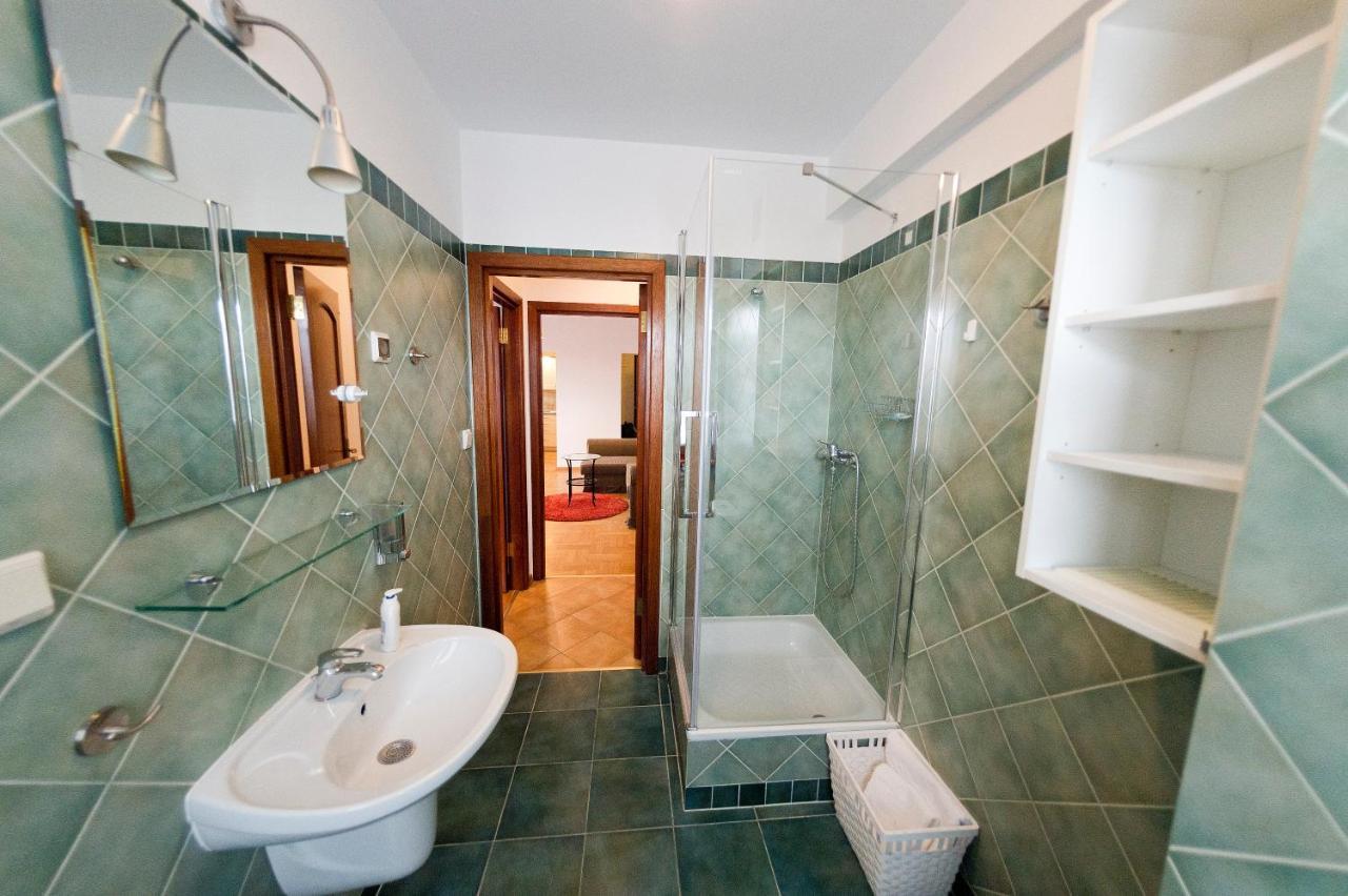 Villa Verona Krakow Bagian luar foto